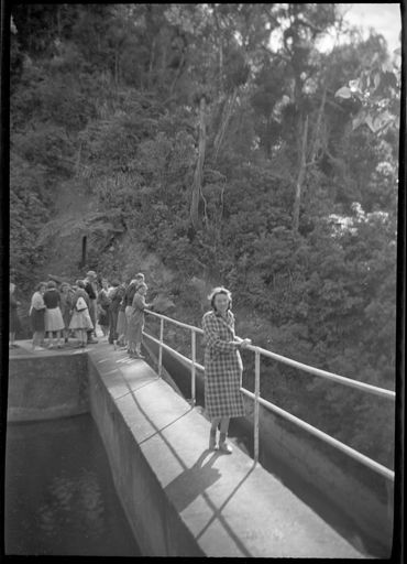 Visitors to the Lower Turitea Dam - Resource cover image