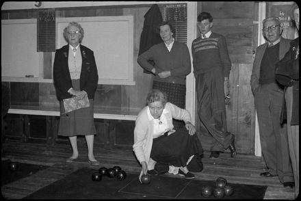Indoor Bowls at Takaro