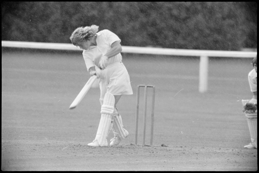 2025n_2017-20_cricket-women_043030-013.tif