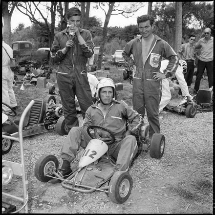 2018N_2017-20_MS000903a - Australian Leads Around Bend