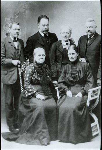 Viggo Monrad and siblings - Resource cover image