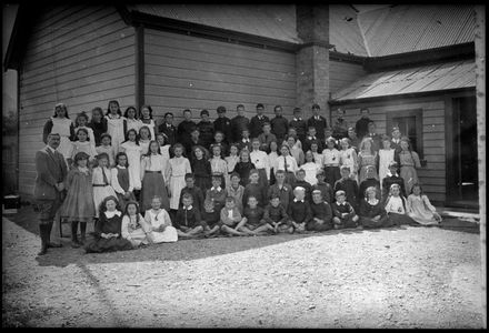 Ashhurst School group - Resource cover image