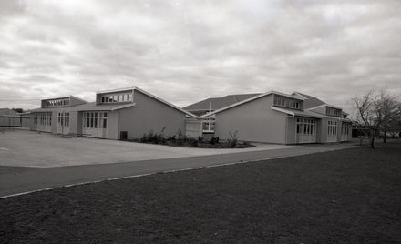 Central Normal Primary School Reunion - Court and new teaching blocks