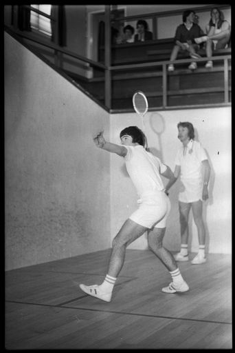 “Central Districts Squash Players Exceed Hopes” - Resource cover image