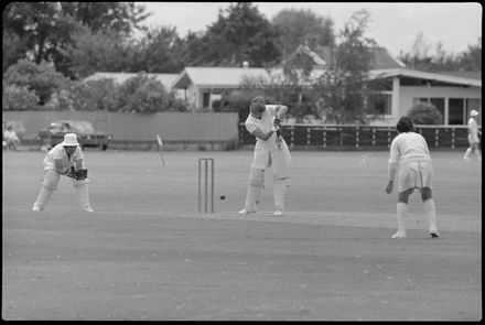 Hallyburton Johnstone Shield – Auckland v Central Districts - Resource cover image