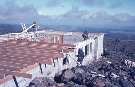 Scouts building Ruapehu Lodge and Snow School