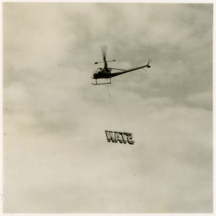 2021P_LionBreweries2-6-1_036069_008 - Helicopter Used in Installation of Standard Brewery Sign