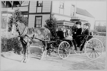 Two women and a child in a carriage, outside the Gorge Hotel - Resource cover image