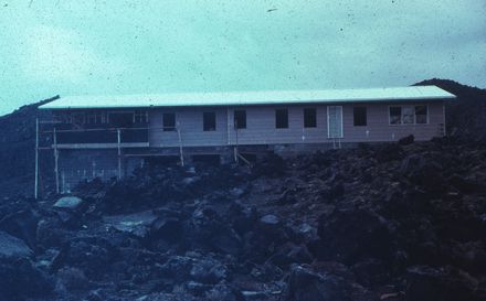 Scouts building Ruapehu Lodge and Snow School