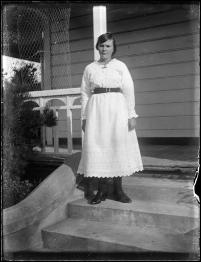 Unknown Woman - Berry Family Collection - Resource cover image