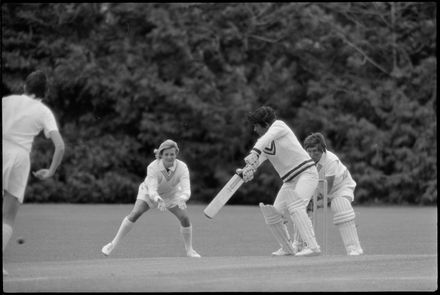 2025N_2017-20_Cricket-Women_043009-025