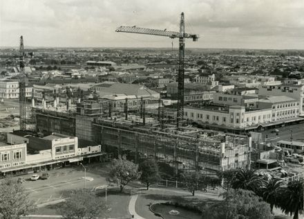 Construction of the Civic Administration Building