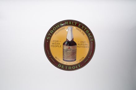 Stroh's Malt Extract Tip Tray